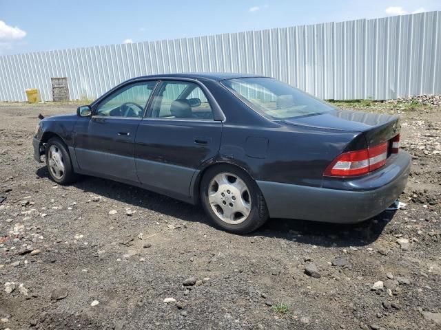 2000 Lexus ES 300