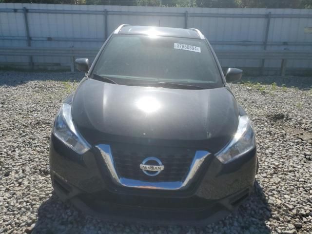 2019 Nissan Kicks S