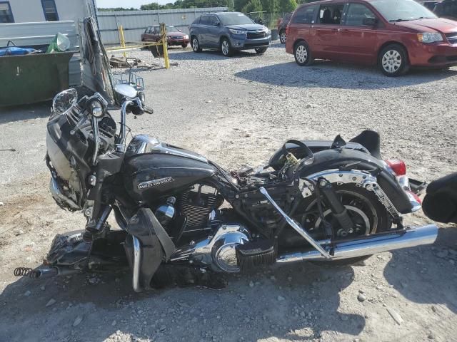 2014 Harley-Davidson Flhtcu Ultra Classic Electra Glide