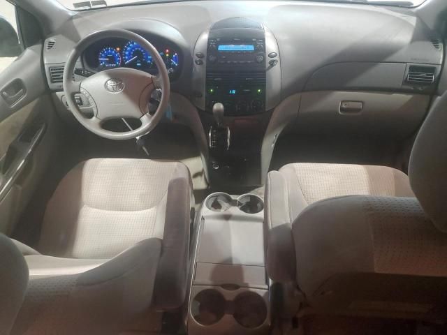 2010 Toyota Sienna CE