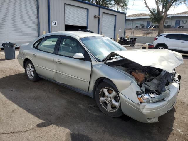 2004 Ford Taurus SE