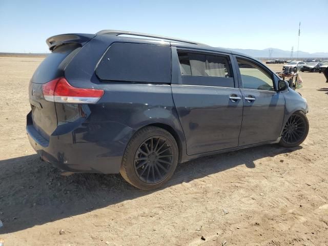 2011 Toyota Sienna XLE