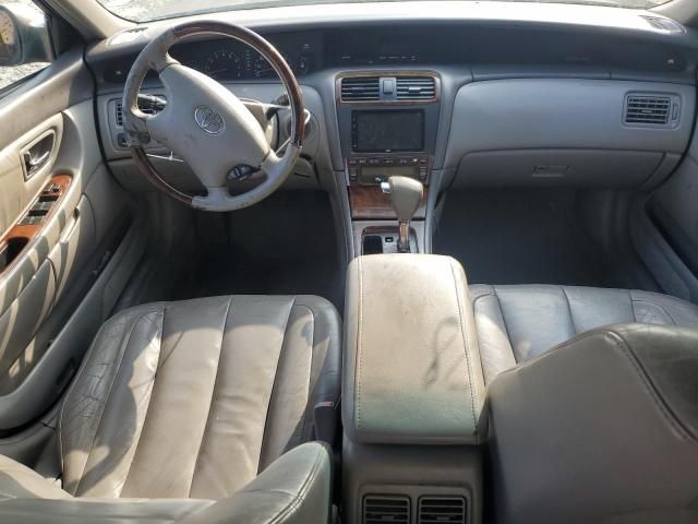 2004 Toyota Avalon XL