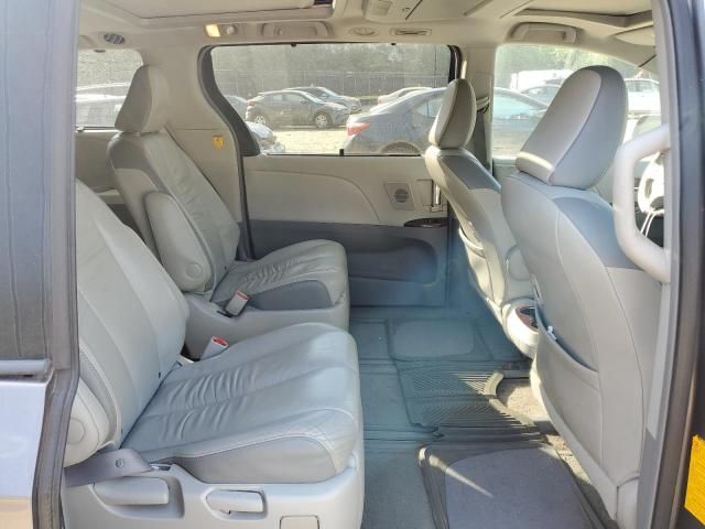 2011 Toyota Sienna XLE