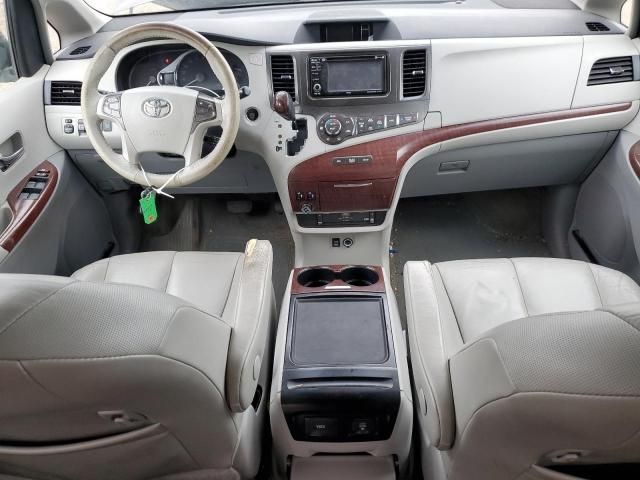 2013 Toyota Sienna XLE