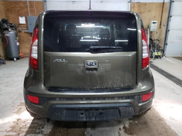 2012 KIA Soul +