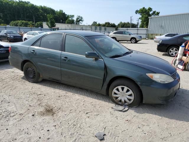 2005 Toyota Camry LE