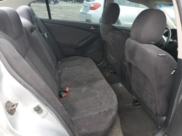 2010 Nissan Altima Base