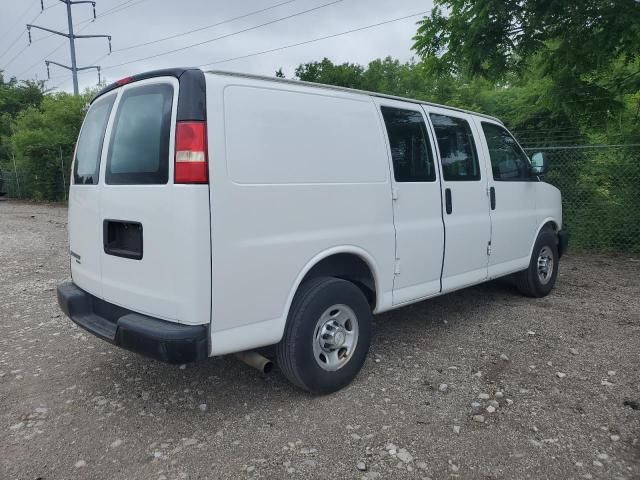 2014 Chevrolet Express G2500