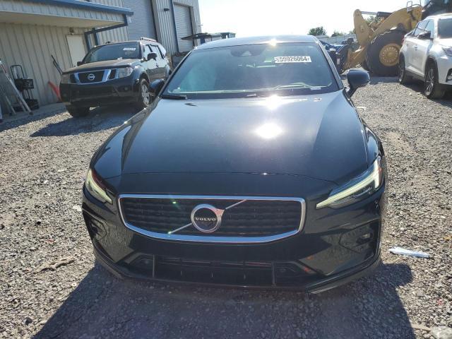 2019 Volvo S60 T6 R-Design