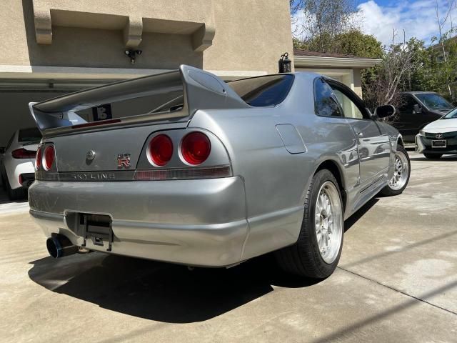 1997 Nissan GT-R