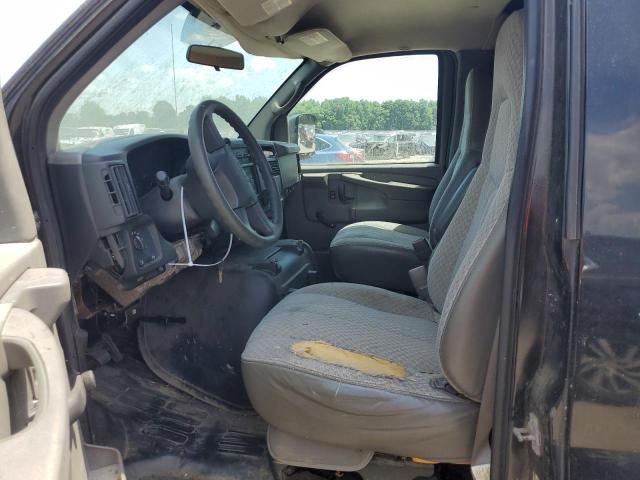 2005 Chevrolet Express G2500