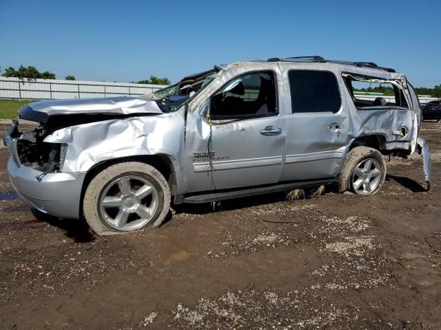 2013 Chevrolet Suburban C1500  LS