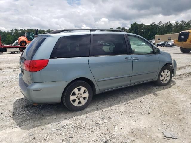 2006 Toyota Sienna XLE