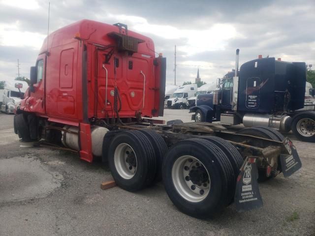 2013 Freightliner Cascadia 125