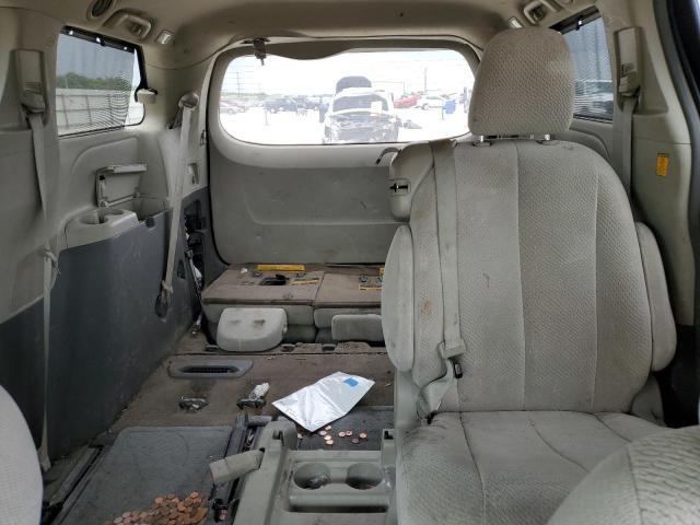 2013 Toyota Sienna LE