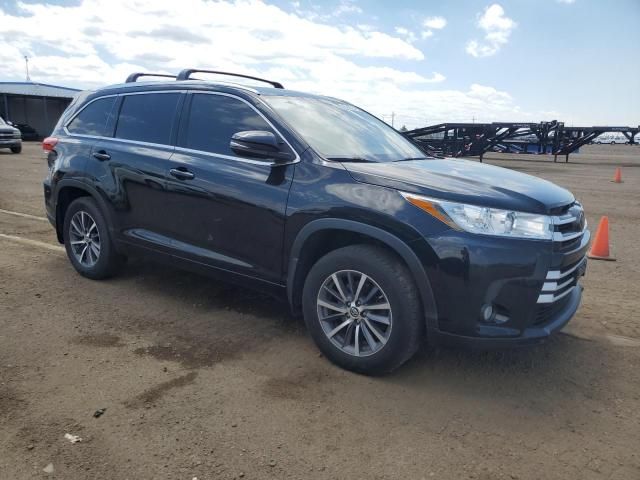 2018 Toyota Highlander SE