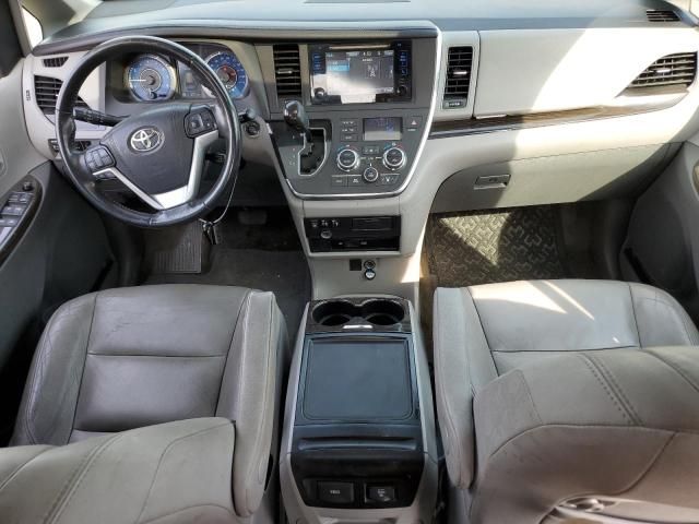 2015 Toyota Sienna XLE