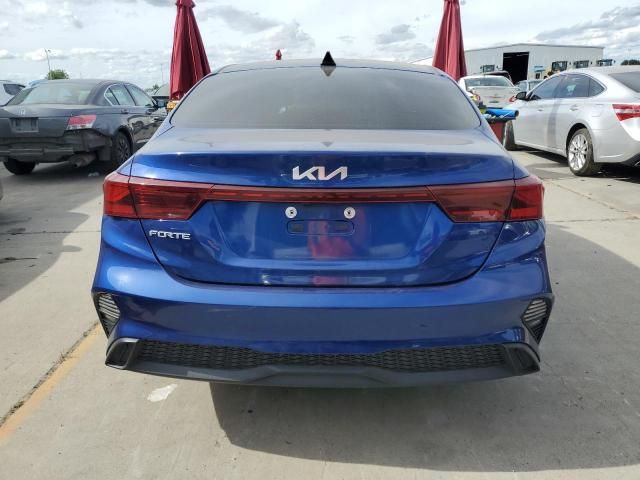 2023 KIA Forte LX