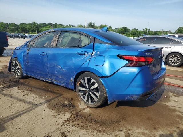 2022 Nissan Versa SR