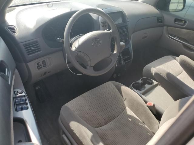 2006 Toyota Sienna CE