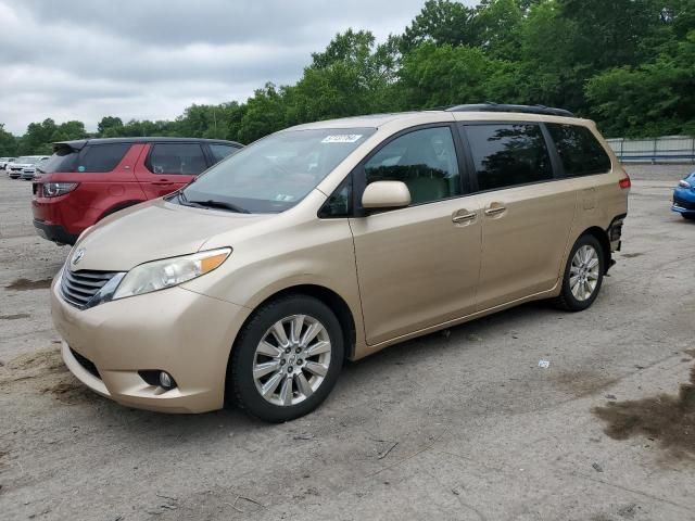 2011 Toyota Sienna XLE