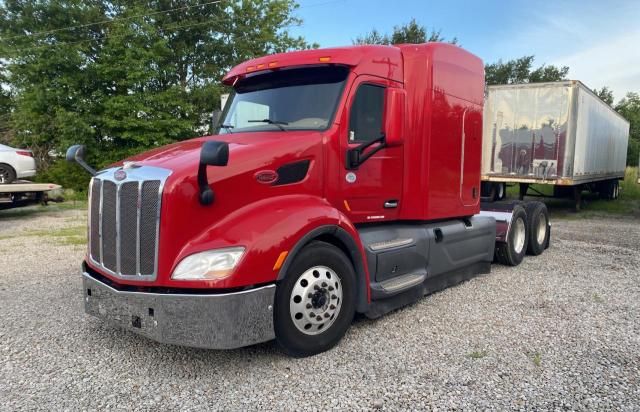 2016 Peterbilt 579