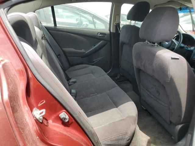 2010 Nissan Altima Base