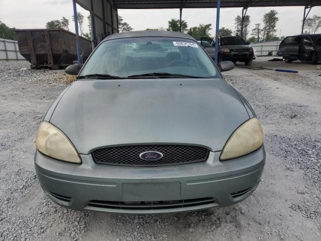 2005 Ford Taurus SE