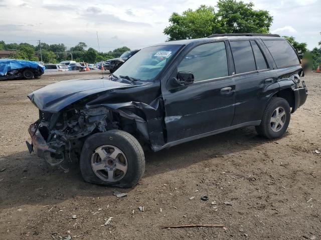 2004 Chevrolet Trailblazer LS