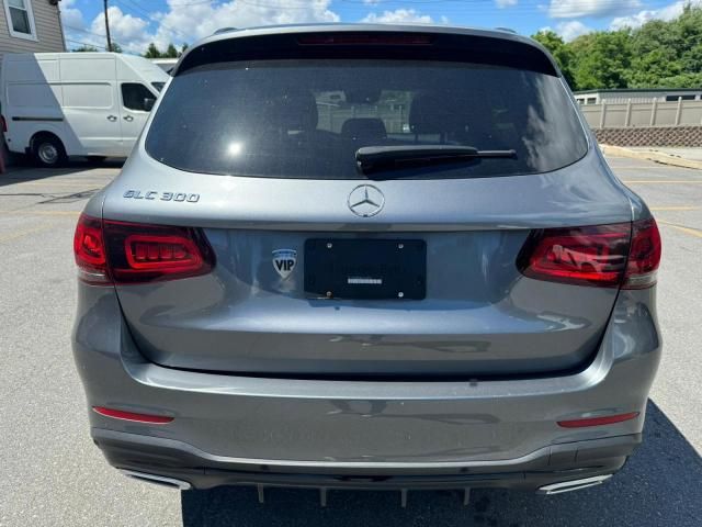 2022 Mercedes-Benz GLC 300