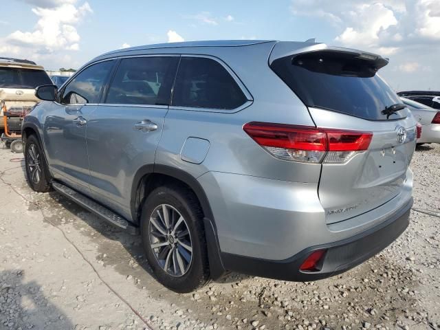 2018 Toyota Highlander SE