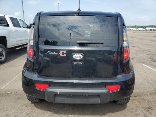 2010 KIA Soul +