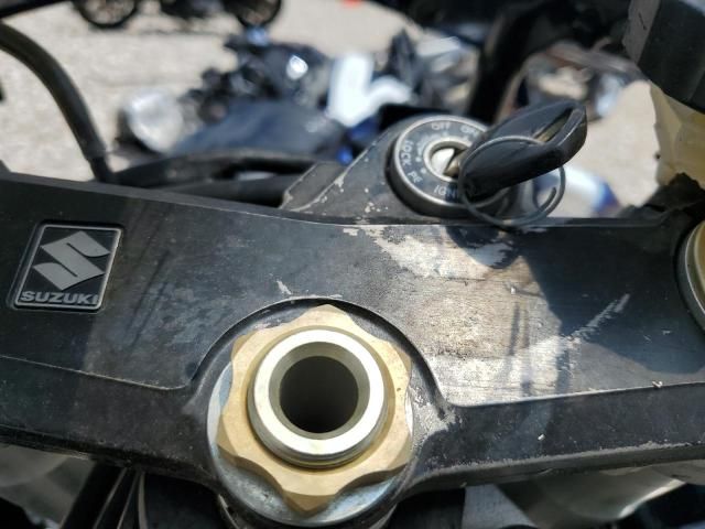 2001 Suzuki GSX-R750