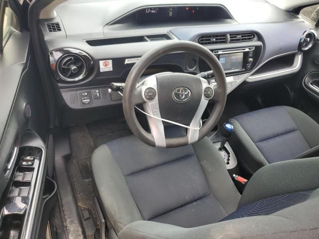 2016 Toyota Prius C