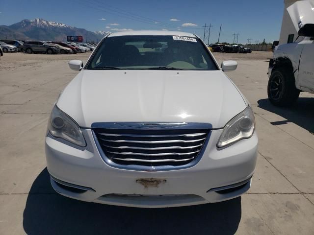 2013 Chrysler 200 LX