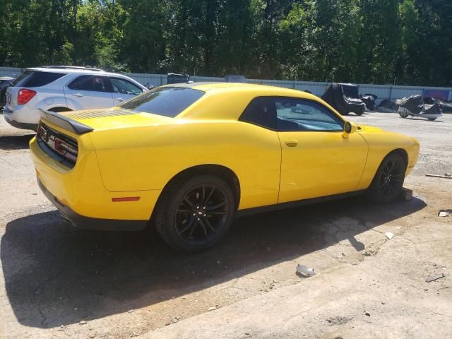 2017 Dodge Challenger SXT