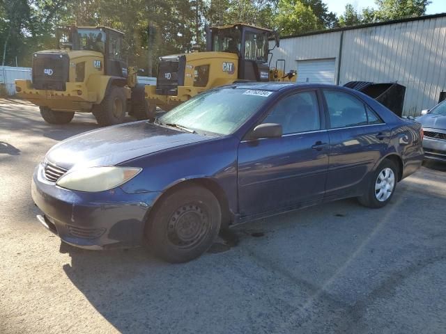 2005 Toyota Camry LE