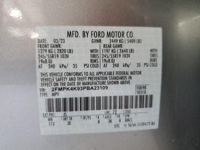 2023 Ford Edge Titanium