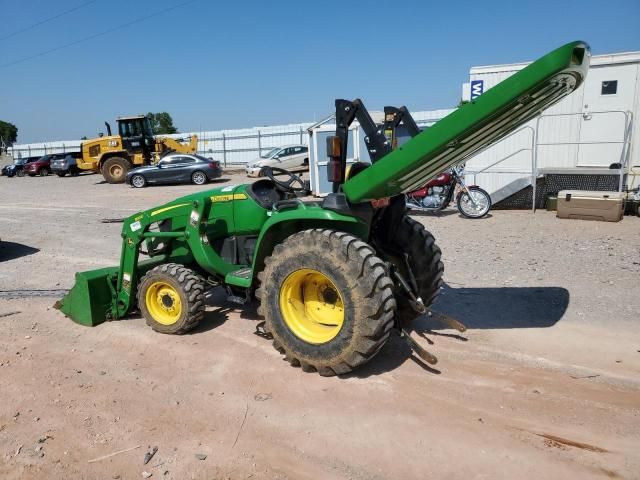 2019 John Deere 3025E