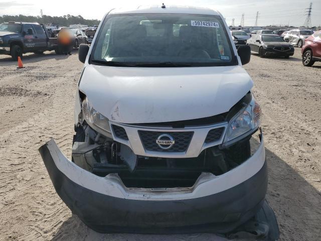 2015 Niss NV200