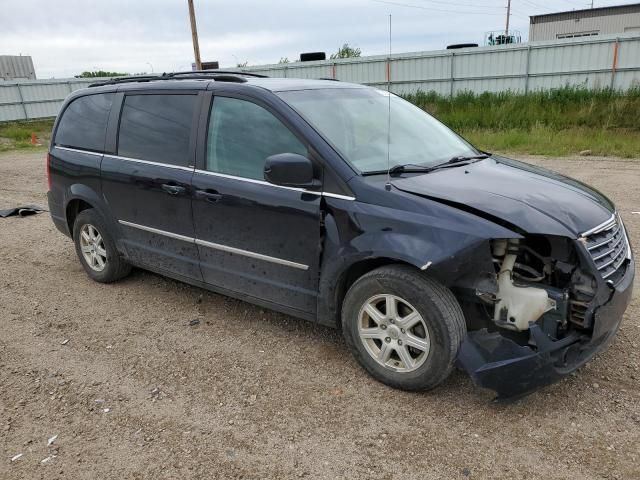 2010 Chrysler Town & Country Touring