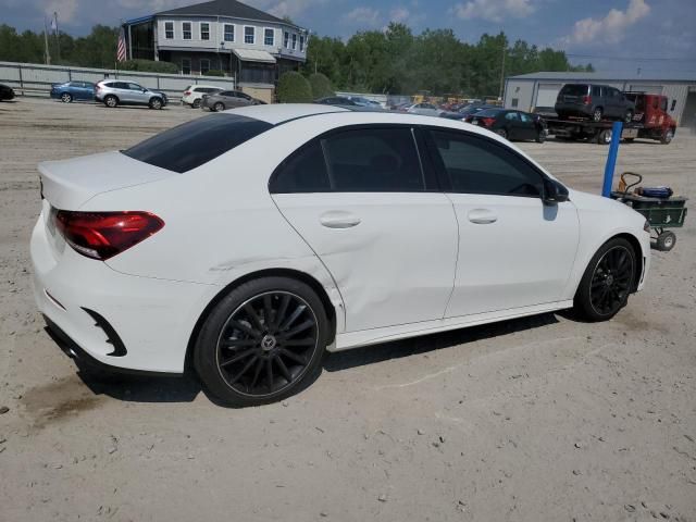 2020 Mercedes-Benz A 220