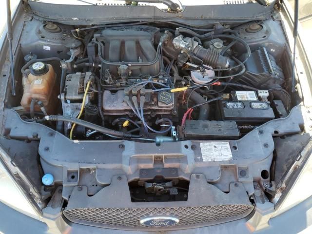 2005 Ford Taurus SE