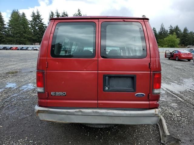 2001 Ford Econoline E350 Super Duty Wagon