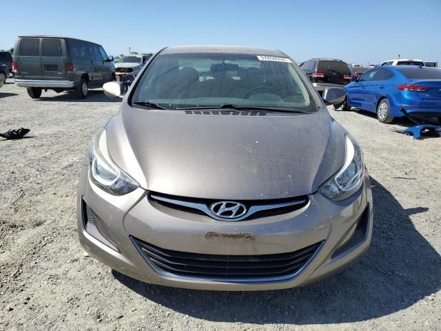 2015 Hyundai Elantra SE