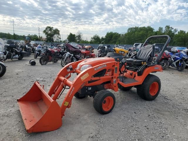 2013 Kubota Tractor