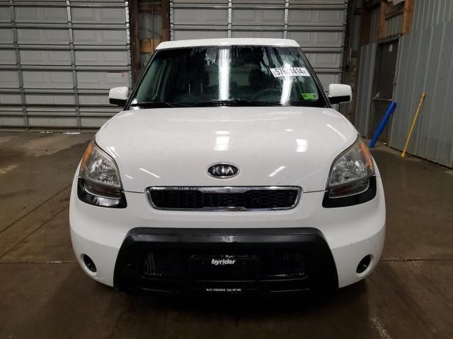 2011 KIA Soul +