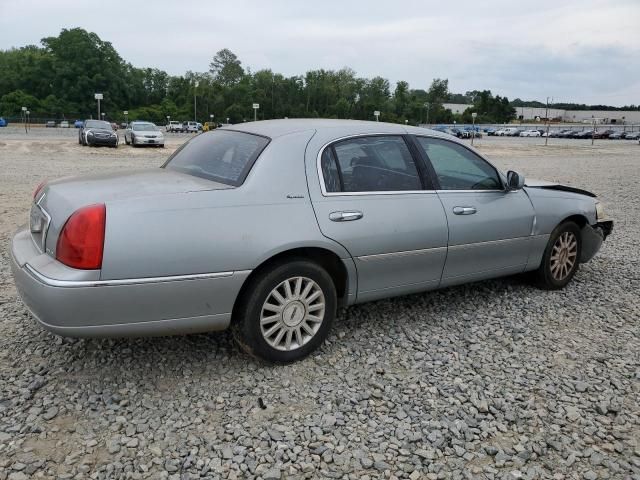 2006 Lincoln Town Car Signature