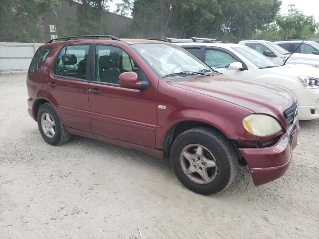 2000 Mercedes-Benz ML 320